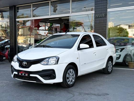 TOYOTA ETIOS 1.5 X SEDAN 16V FLEX 4P AUTOMÁTICO TOYOTA ETIOS 1.5 X SEDAN 16V FLEX 4P AUTOMÁTICO